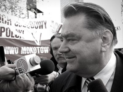 Żegnamy jednego z najwybitniejszych polskich polityków
